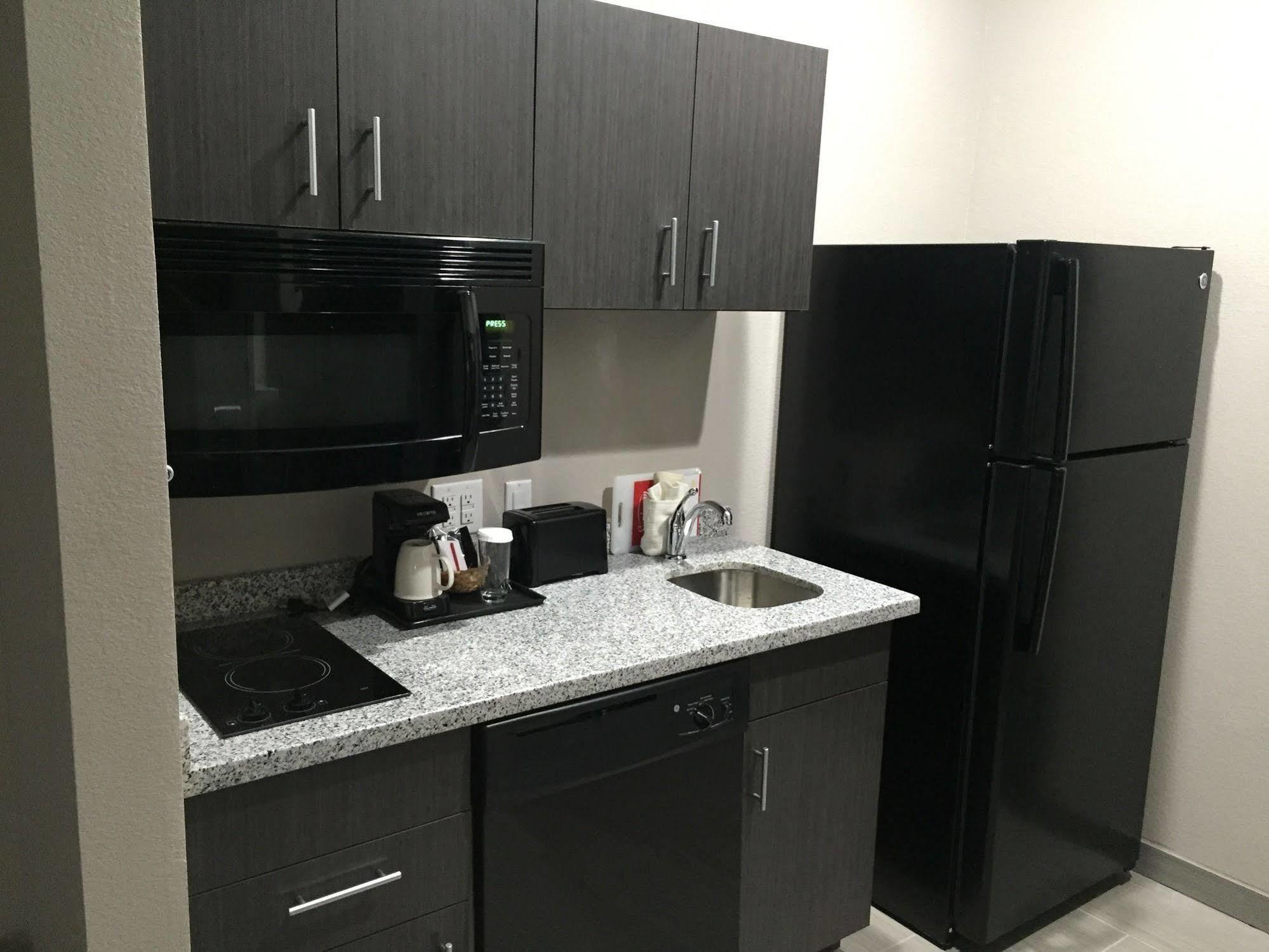 Mainstay Suites Odessa Extérieur photo